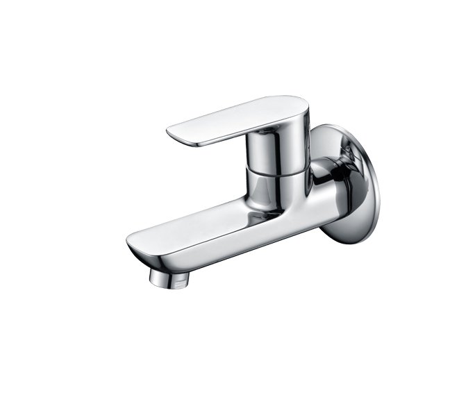  ברז מים קרים פיה קצרה מהקיר "חמת"